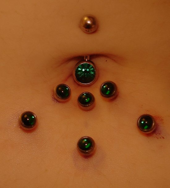belly piercing (4)