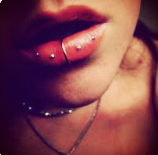 lip piercing (15)