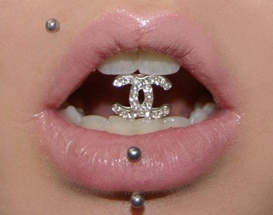 Body Piercing Labret Piercing [60 Ideas]: Pain Level Gold Labrets And Diffe...